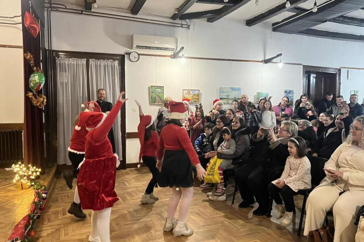 1000012407 1000012407